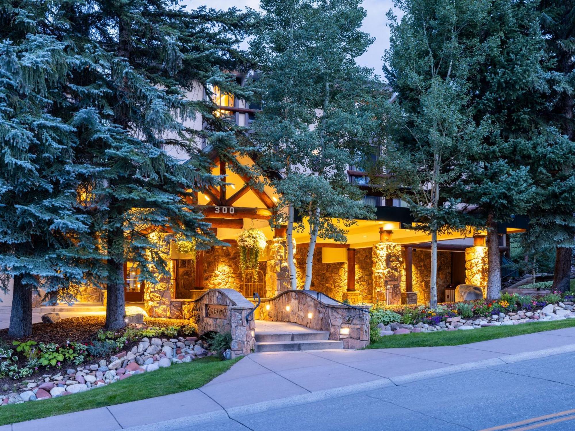 Stonebridge Hotel 4*